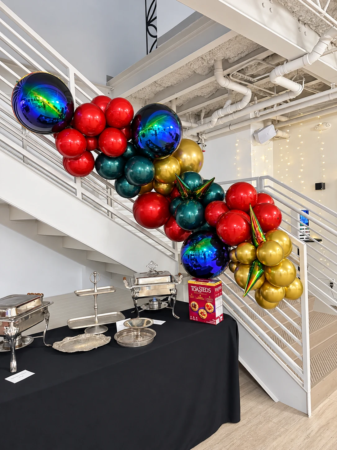 Metallic space-themed organic balloon garland